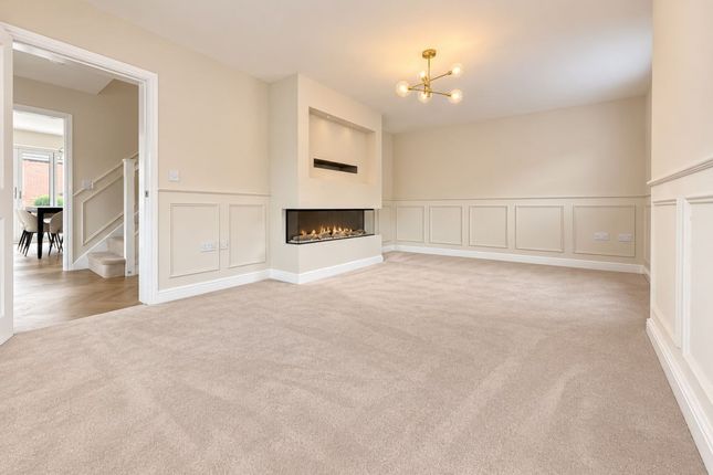 15 Slater Crescent, Skelmersdale photo 3