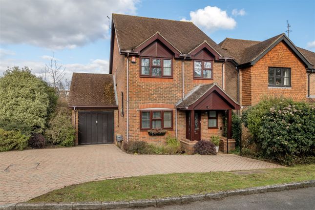 Thumbnail Detached house for sale in 40 Dunnock Close, Rowland's Castle, Hampshire