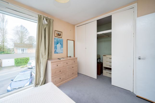 Terraced house for sale in Parkfield, Horsham