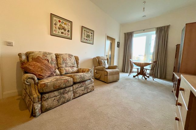 Flat for sale in Uplands Place, Great Cambourne, Cambridge