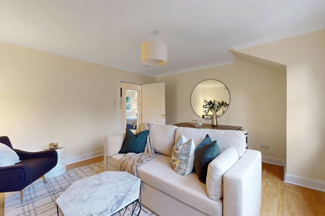 2E, Montfort Gate, East Renfrewshire photo 4