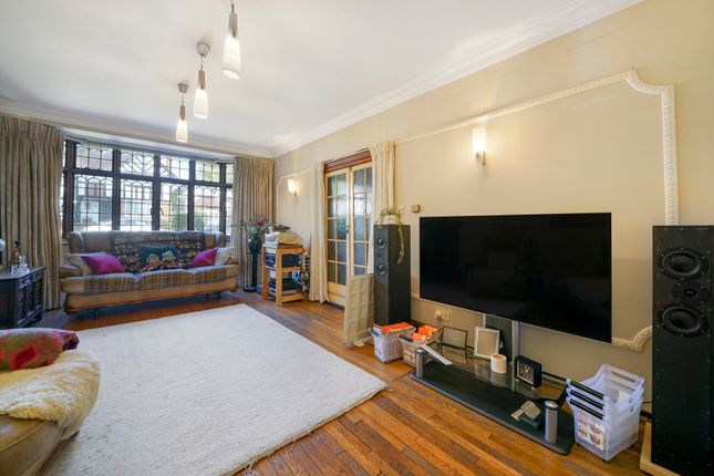 Pebworth Road, Harrow photo 3