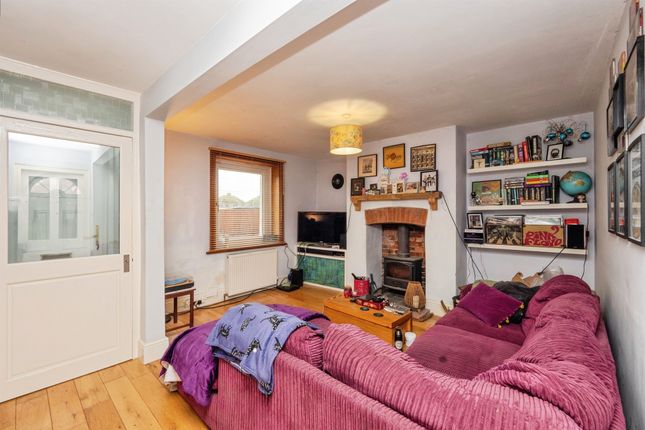 2, Ryemead Lane, Weymouth photo 4