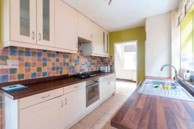 22 Kent Drive, Leicester photo 4
