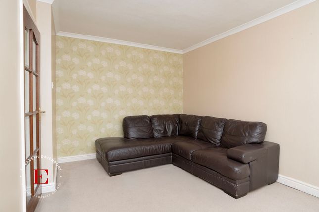 71 Edward Road, Coventry photo 3