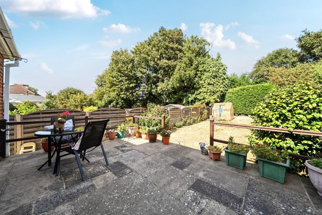 27, Rosecroft Close, Orpington photo 4