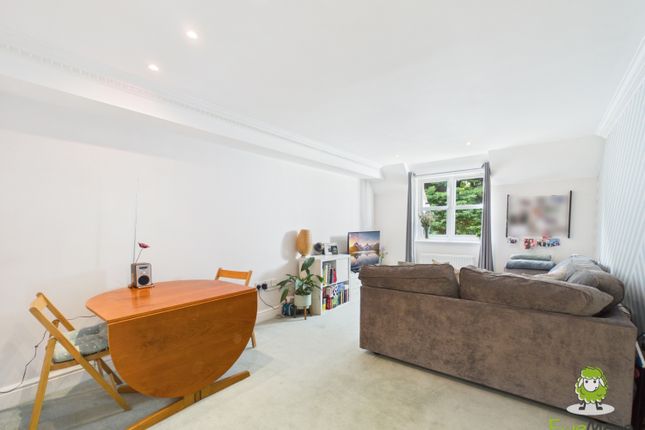 11, Wessex Grange Reading Road, Sherfield-on-Loddon, Hook photo 3