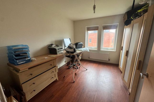 Apartment 7, Vesta House,, Olympian Court, North Yorkshire photo 5