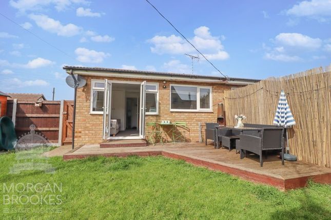 Semi-detached bungalow for sale in Sydervelt Road, Canvey Island