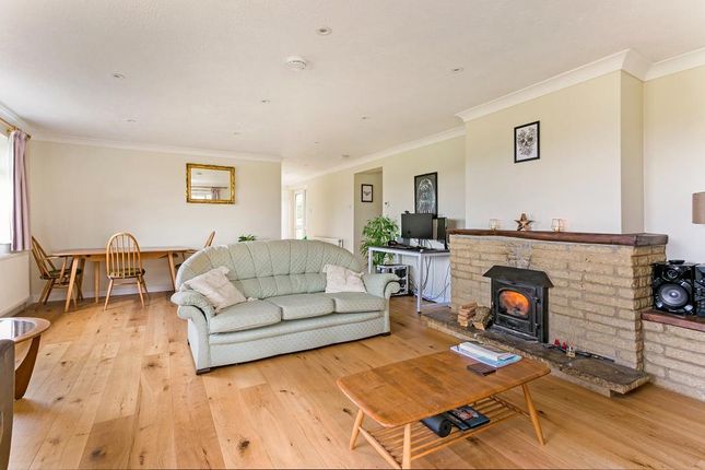 Bungalow for sale in Northfield Road, Tring, Hertfordshire