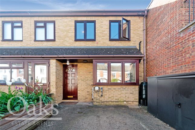 End terrace house for sale in Natal Road, London