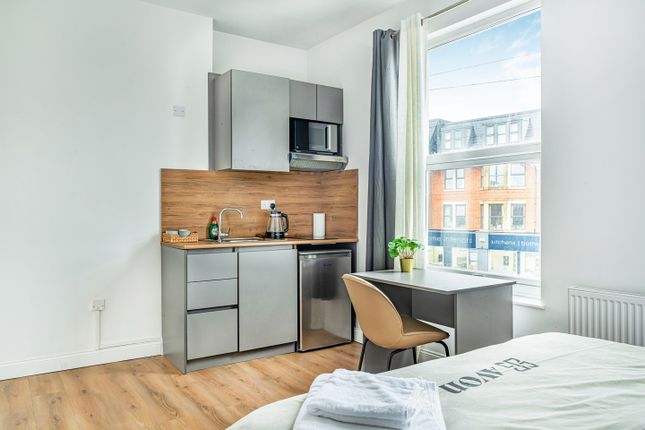 Room 9, 12, Radcliffe Road, Nottingham photo 4