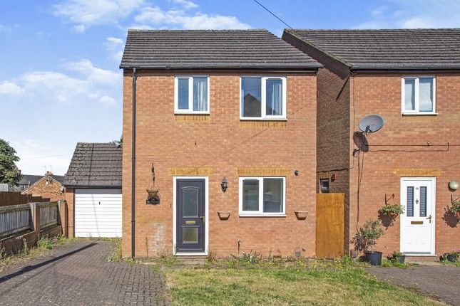 Thumbnail Detached house for sale in Gladstone Street, Raunds, Wellingborough