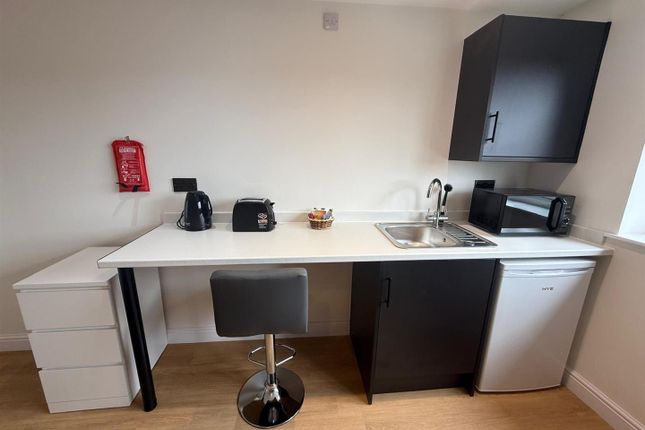Room 4, 3, Meadow Avenue, Mansfield photo 2