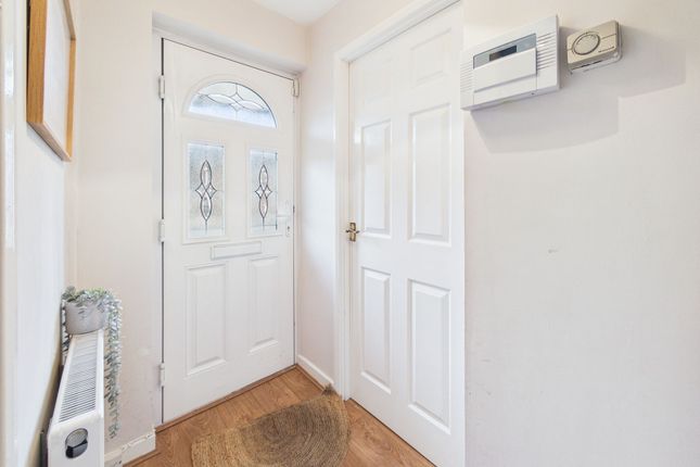 16 Crucian Way, Liverpool photo 2