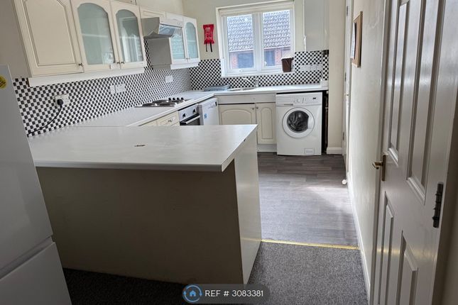 Berkeley Close, Southampton photo 5