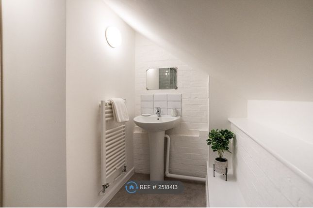 Bed 2 Ensuite Shower Room
