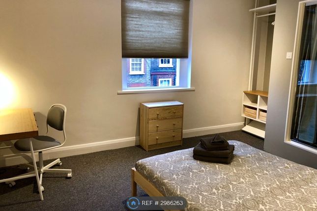Flat D, Millman Street, London photo 3