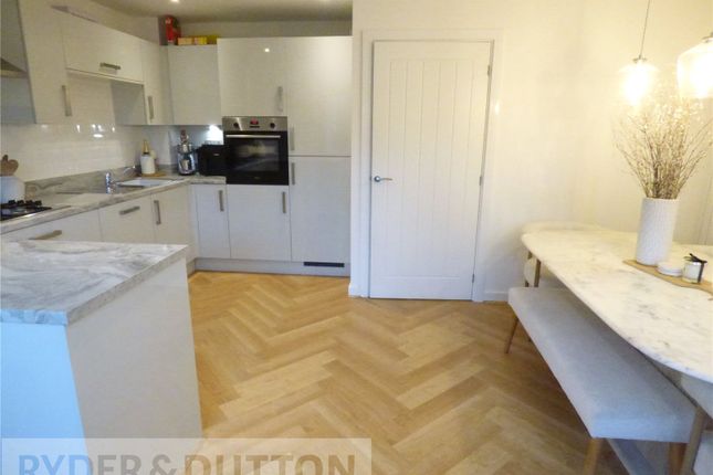 2, Plough Drive, Greater Manchester photo 4