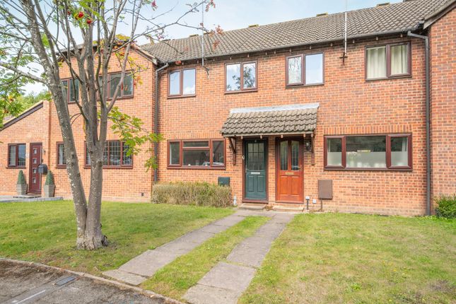 2-bed house on 6 Stanmore Close, Ascot, £415,000