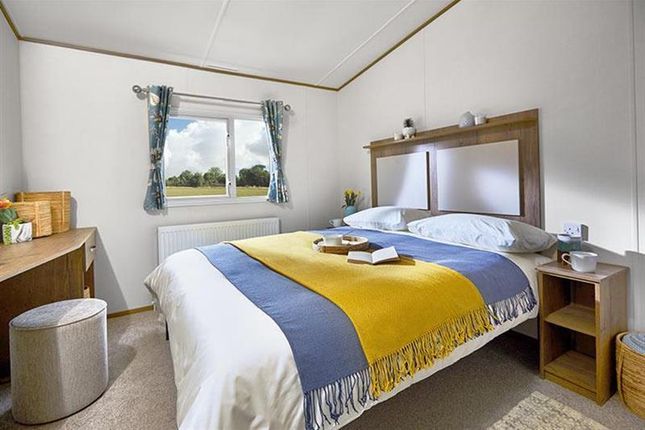 Away Resorts - Mersea Island, Fen Lane, Colchester photo 5