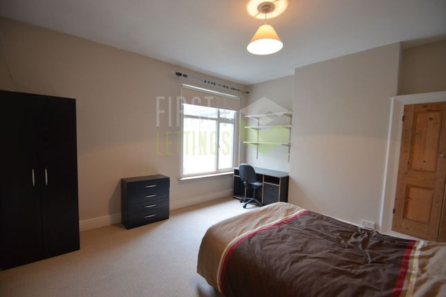 Terraced house to rent in Fosse Road South, West End