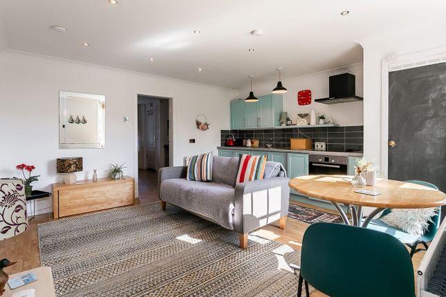 7 Fair-A-Far Cottages, Whitehouse Road, Edinburgh photo 3