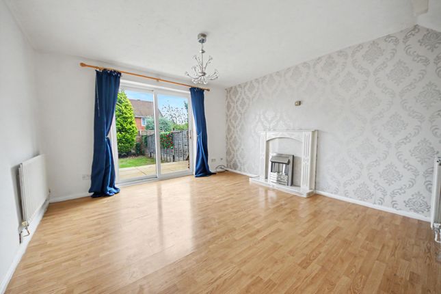31 Clover Way, Southampton photo 4