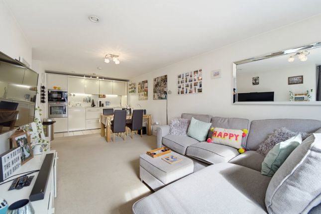 34, Pretoria Road, Chertsey photo 4