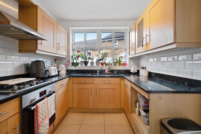 68 Upper Village Road, Ascot photo 4