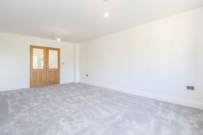 7, Blackberry Close, Great Barford photo 3