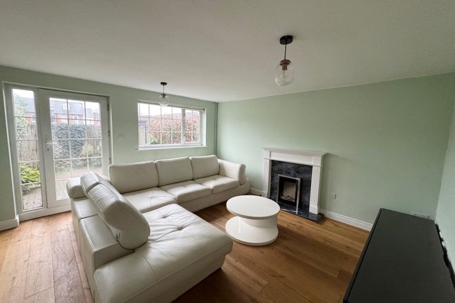 17, Regency Drive, Kenilworth photo 3