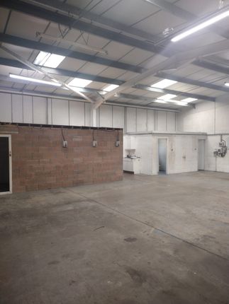 Warehouse to let in Bowen Industrial Estate, Bargoed