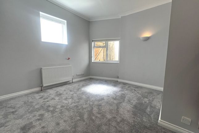 Flat 5, Stanley House Clampet Lane, Teignmouth photo 2