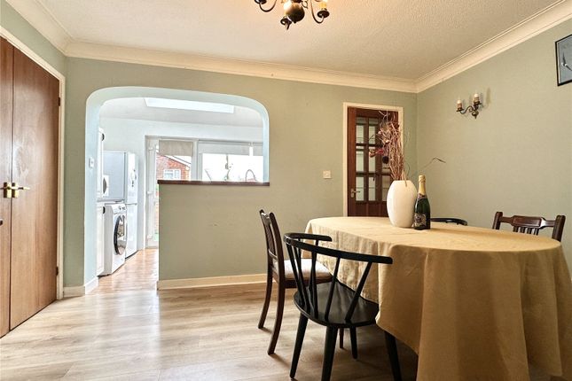 18, Top Dartford Road, Hextable photo 4