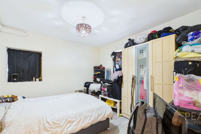 Flat 2, The Paragon 9-10 Brunswick Road, Worthing photo 4