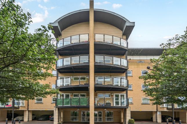 1-bed flat on 1 Exchange Apartments, 41, Sparkes Close, Bromley, £340,000