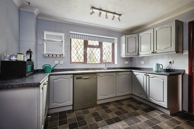 4, Willow Way, Shaftesbury photo 3