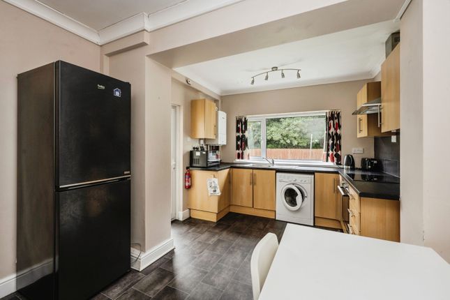 26, Elba Crescent, West Glamorgan photo 4