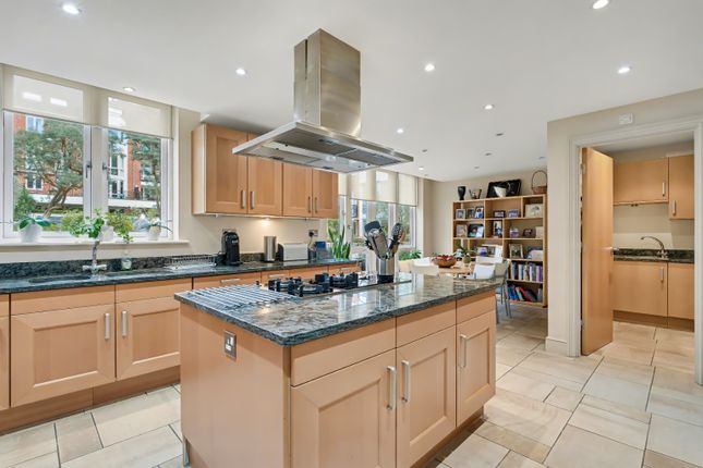 Apartment 119, Westfield, Hampstead photo 2