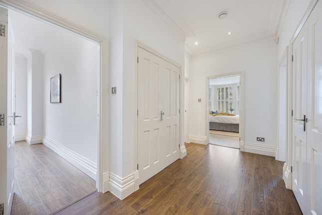 Apt 9, Oak Lawn, Wilmslow photo 3