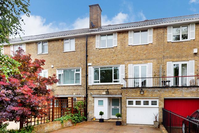 Thumbnail Terraced house for sale in Woronzow Road, London