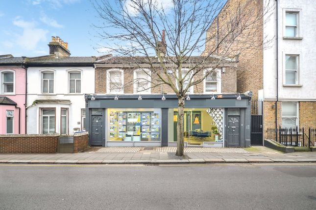 Office to let in Churchfield Road, London