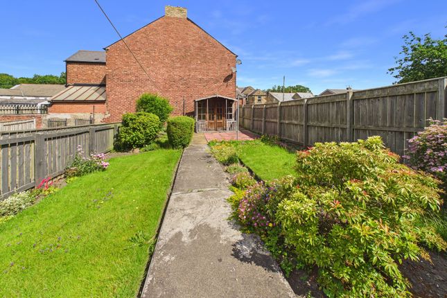 10 Myrtle Grove, Newcastle Upon Tyne photo 4
