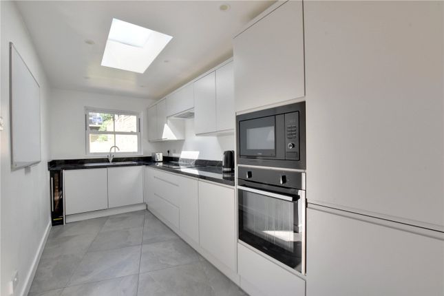 2, Leahurst Road, Hither Green photo 4