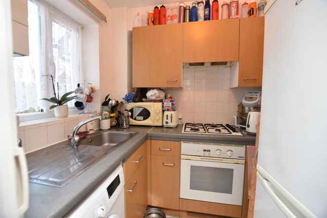 End terrace house for sale in Bayshill Rise, Northolt