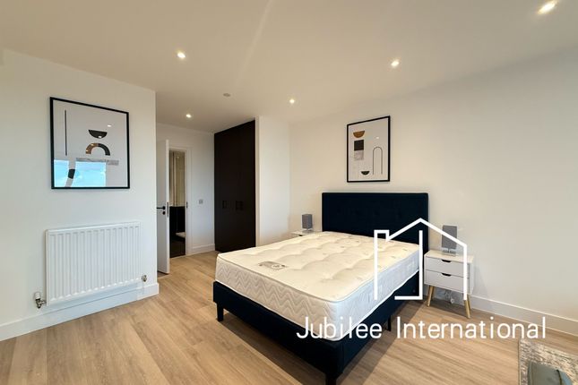 Flat 53, Monterrey House, London photo 3