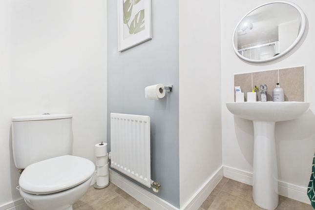 En-Suite (Bedroom One)