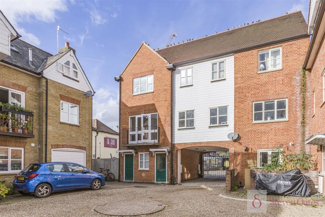 Town house for sale in Providence Place, Railway Street, Hertford