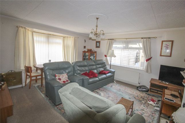 1, Keates Close, Wiltshire photo 4